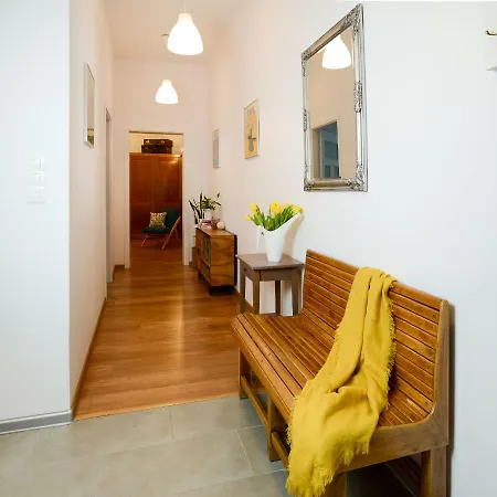 Apartment Mellow Yellow Apartment Old Town