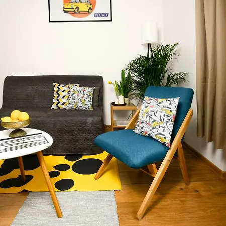 Mellow Yellow Apartment Old Town Apartment *
