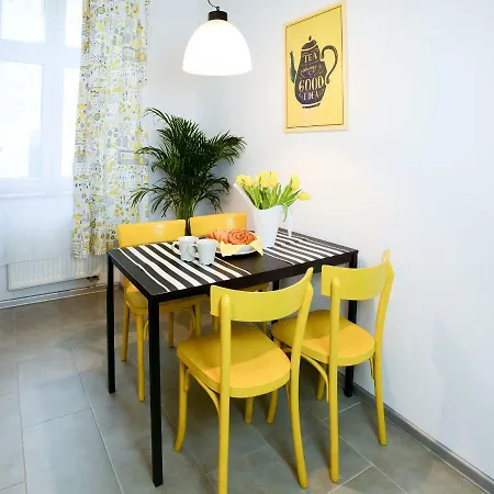 דירה Mellow Yellow Apartment Old Town